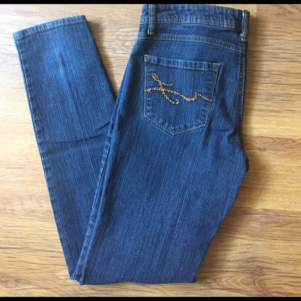 Fragile Skinny Blue Jeans